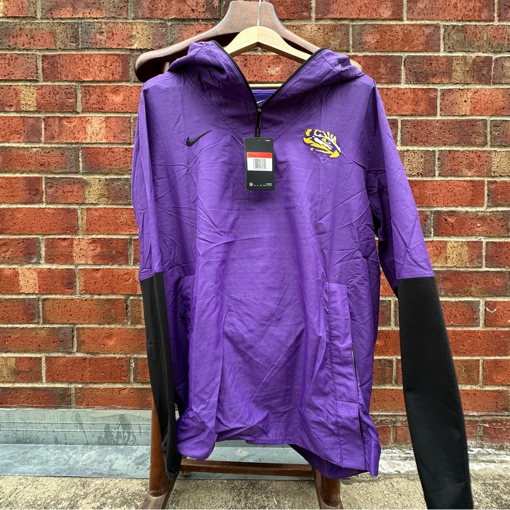 NWT Nike Men’s LSU Tigers Long Sleeve Hooded Windbreaker Nike Pullover Zip L - Picture 1 of 13